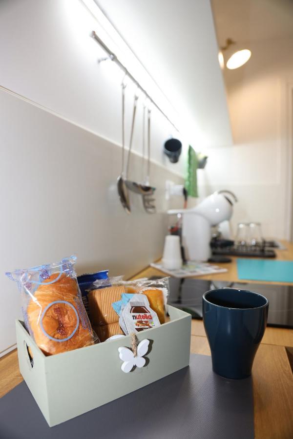 Casa Viscardi Apartment Napoli Bagian luar foto