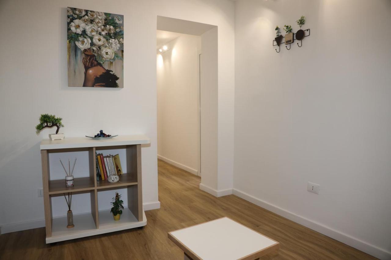 Casa Viscardi Apartment Napoli Bagian luar foto