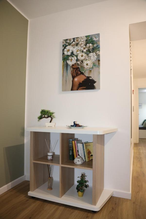 Casa Viscardi Apartment Napoli Bagian luar foto
